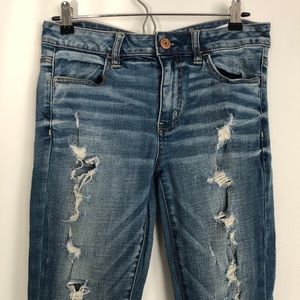 AE Mid Rise Distressed Jegging Ankle